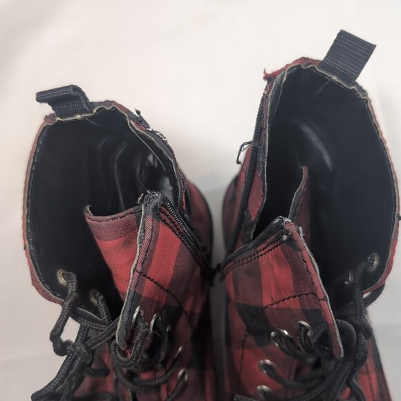 T.U.K. 2013 Anarchic Boots Plaid Red Black Lace Up Women's 9 T2192 7 Eye Punk - Picture 14 of 16